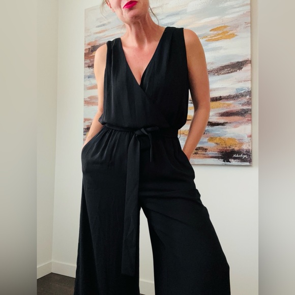 ARITZIA Babaton Black Maximillian Jumpsuit - Picture 4 of 15